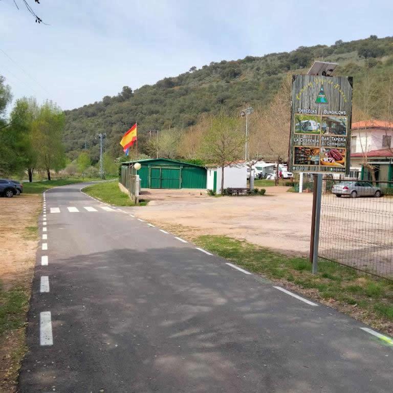 Bungalows, Camping Vega de Francia Sotoserrano Exterior foto